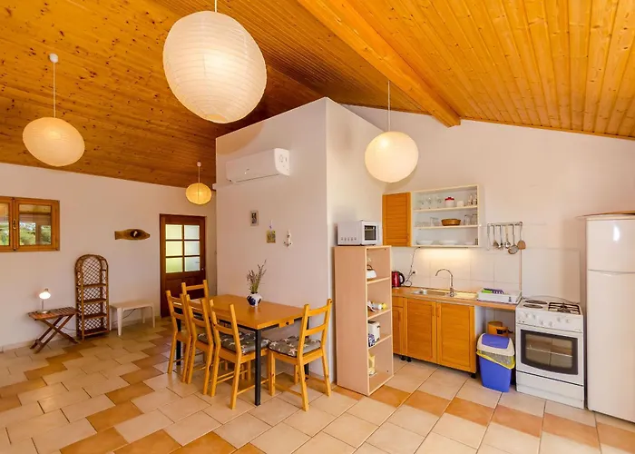 Josip Διαμέρισμα